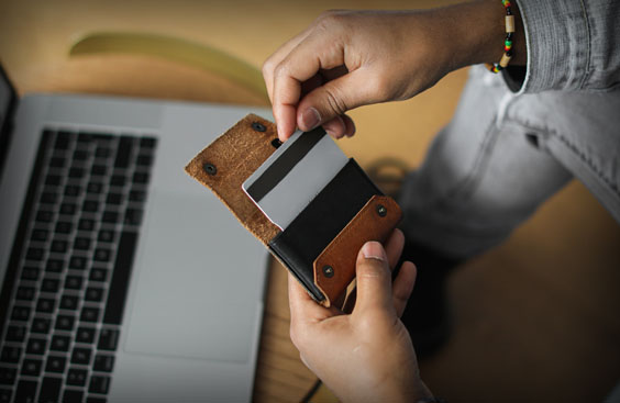 dati-carte-rubate Attenzione al virus che ruba i dati della carta di credito salvata su Google