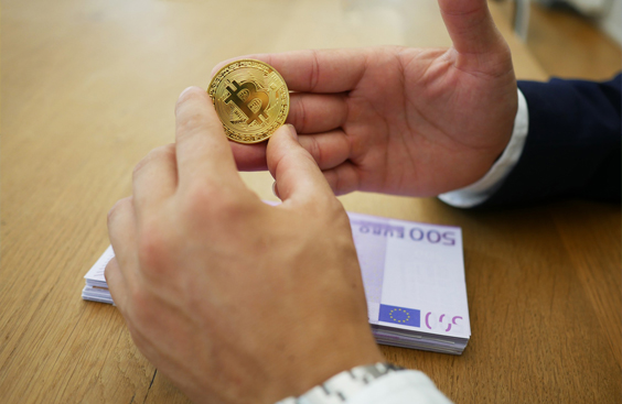 Come si fa a cambiare Bitcoin in Euro